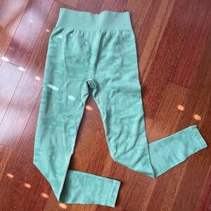 Women's Green Camouflage Leggings